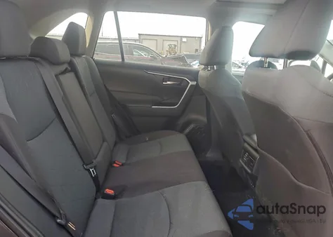 2025 Toyota Rav4 Xle z USA, uszkodzony, nr VIN 2T3P1RFV3SW567255